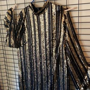 Pretty little thing, 3x, sequin dress